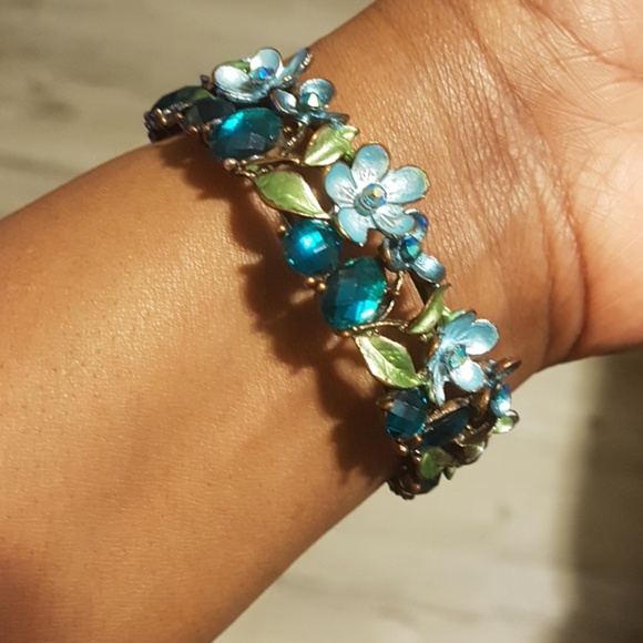 Vintage Turquoise Bracelet - Picture 3 of 7